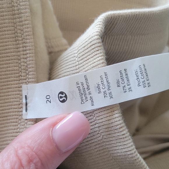 NEW Lululemon Women's Scuba High Rise Jogger Size 20 in Sand - Picture 10 of 10